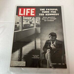 LIFE Magazine - Vol. 67, No. 5 August 1, 1969 Ted Kennedy